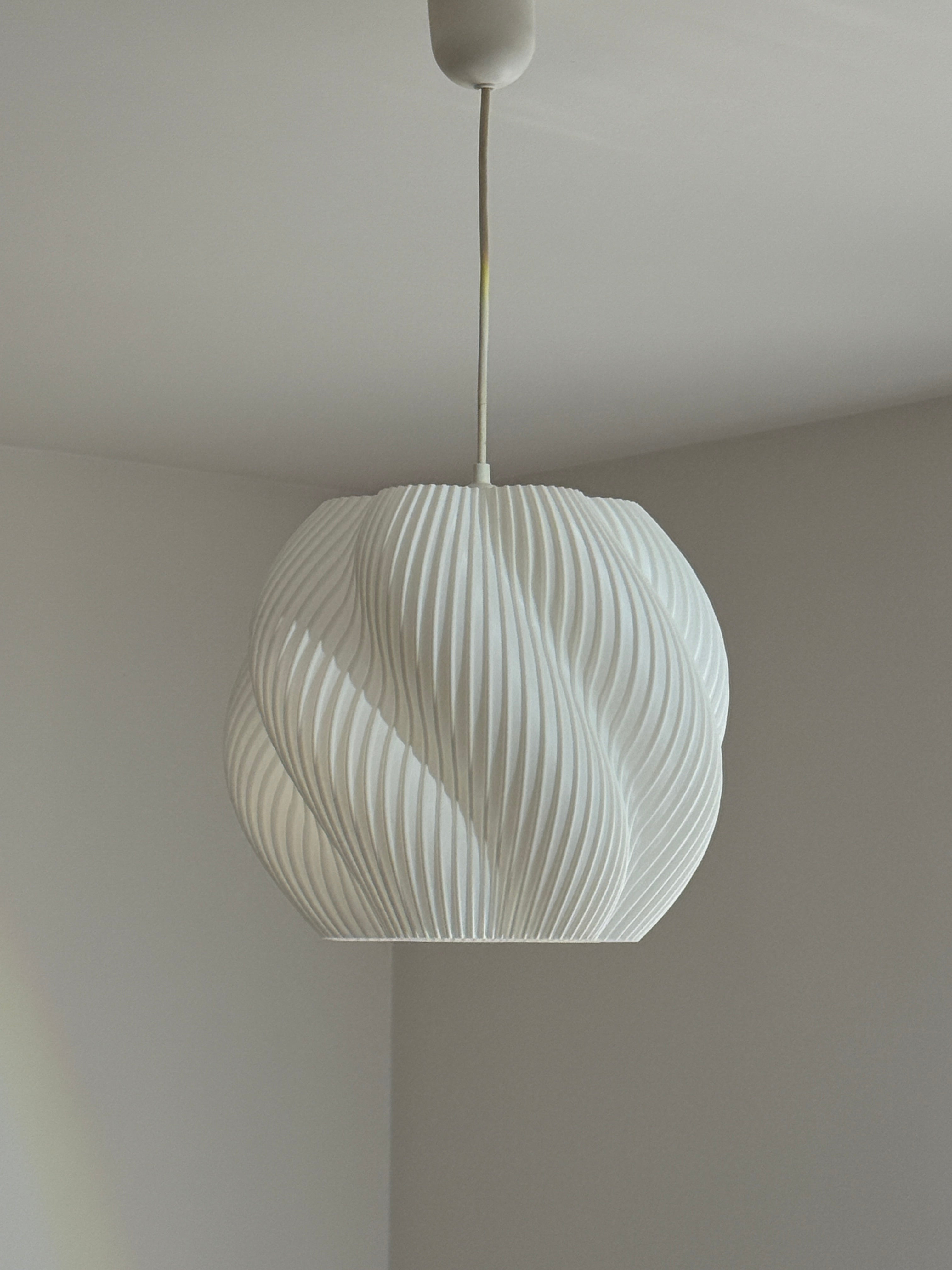 Suspension Nautilus