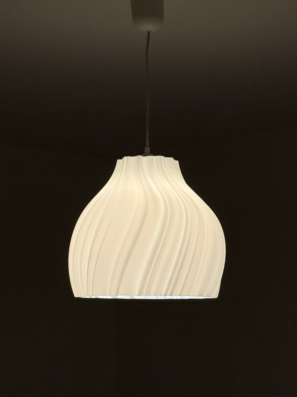 Suspension Pivoine
