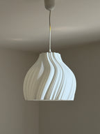 Suspension Pivoine